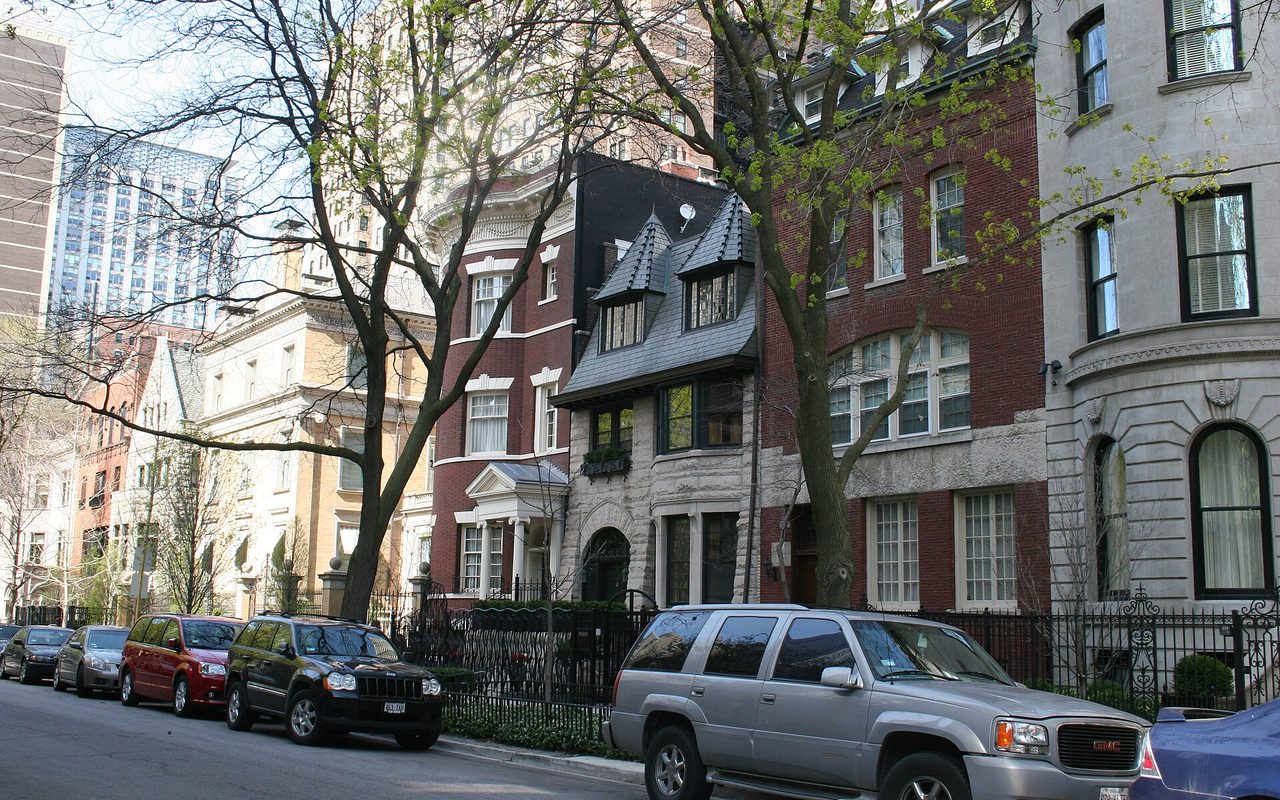 Historic mansions along Astor Street in the Gold Coast